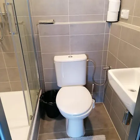 Prague, Lovely In Shared Flat. * Praha